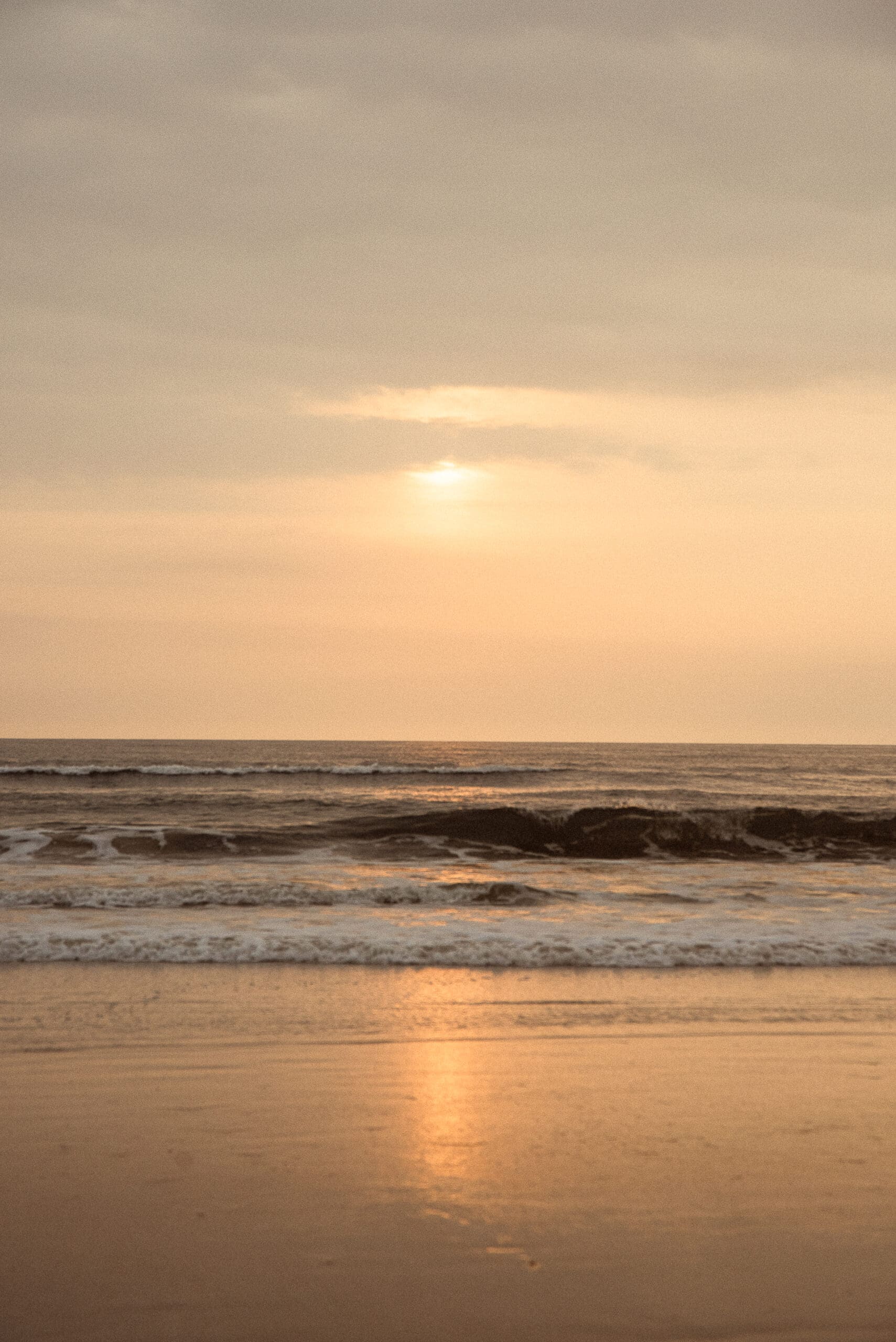 Soft sunrise over the ocean at Vilano Beach, a romantic elopement location in St. Augustine.